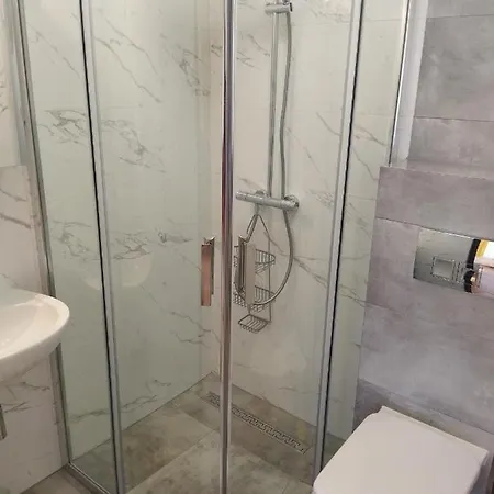 Goscinne U Rybaka Проживание в семье Карвиа