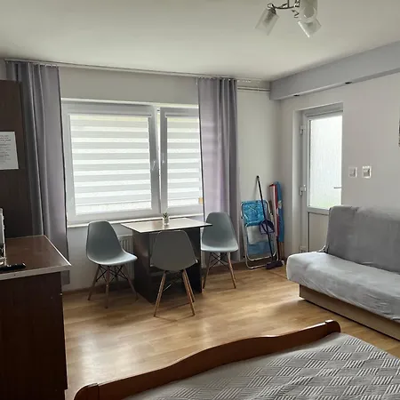 Goscinne U Rybaka Проживание в семье Карвиа