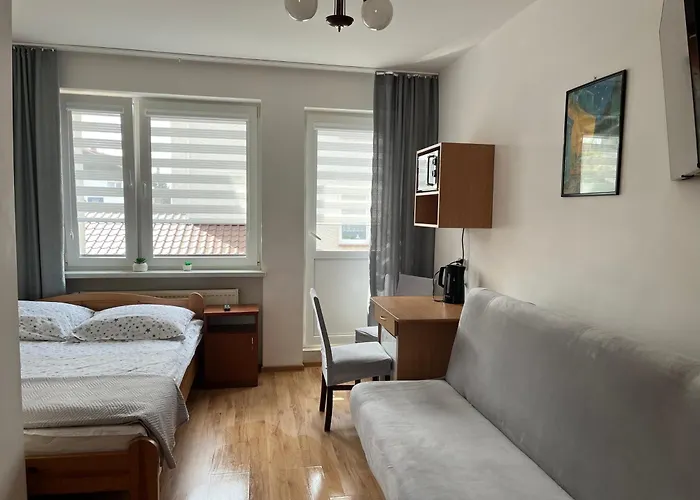 Goscinne U Rybaka Rum i privatbostad Karwia